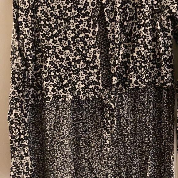 Long sleeve stylish too - Picture 4 of 4